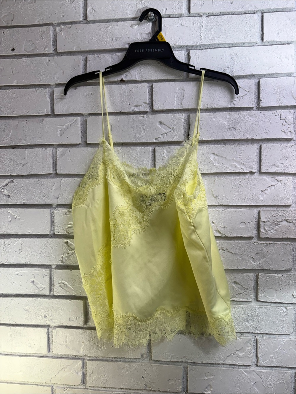 The Devil Wears Prada x Scoop Yellow Satin Lace Cami Top Size L 12-14